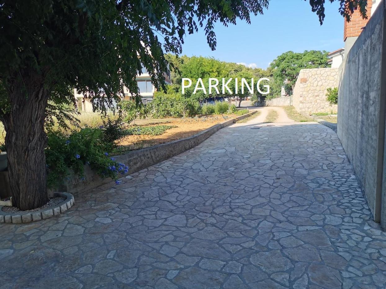 Room'S Brica Barbat na Rabu Exterior photo